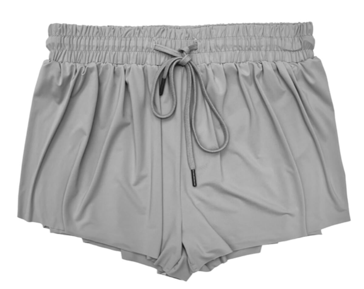 Suzette Flyaway Shorts | Hellgrau