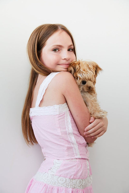 Theme NYC Skylar Pink Heart & Lace Tank Top