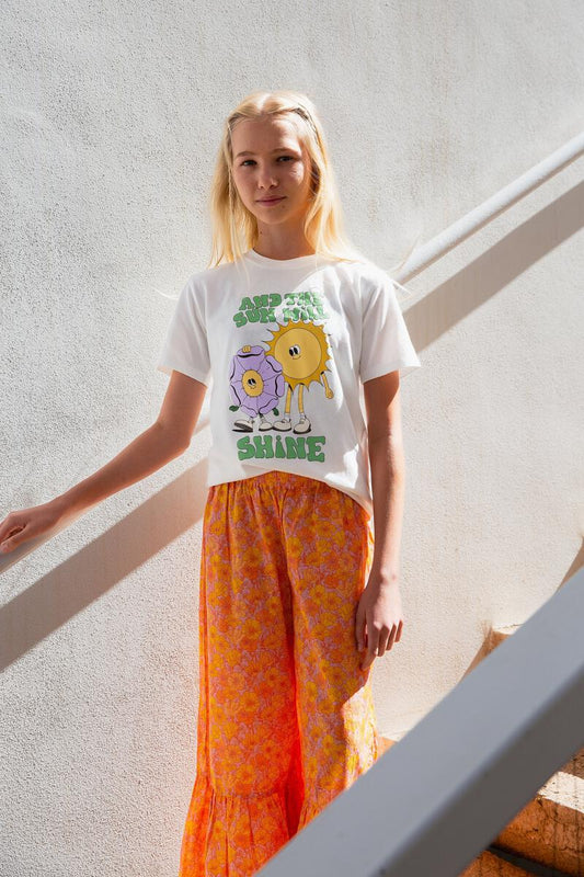 Hundred Pieces – Lauren Martin – Sunshine-T-Shirt aus Bio-Baumwolle