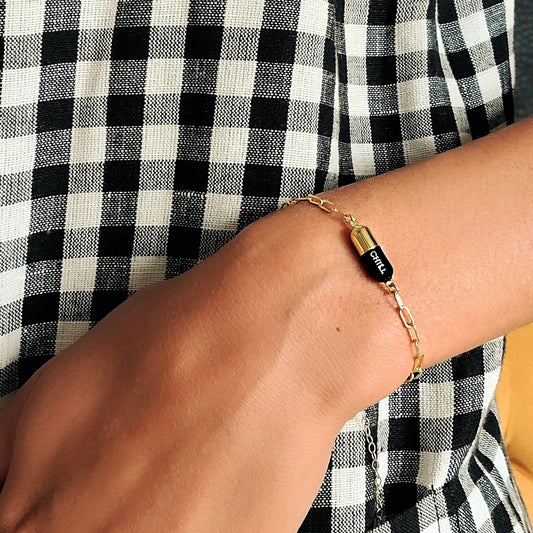 Kris Nations Chill Pill Armband - Schwarz