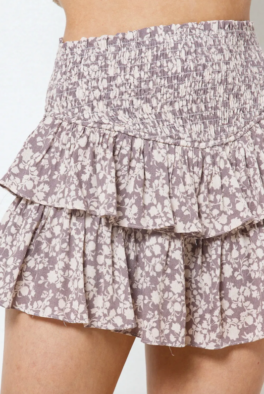 Gesmokter Skort mit Blumenmuster