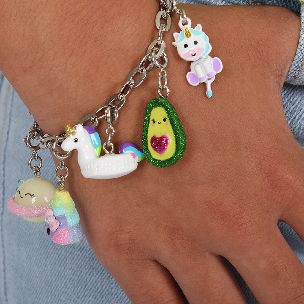 Charm es! Regenbogen-Einhorn-Schwimm-Charm