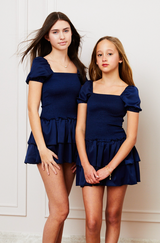 Theme NYC Lexi Cap Sleeve Smocked Dress – Navy Satin