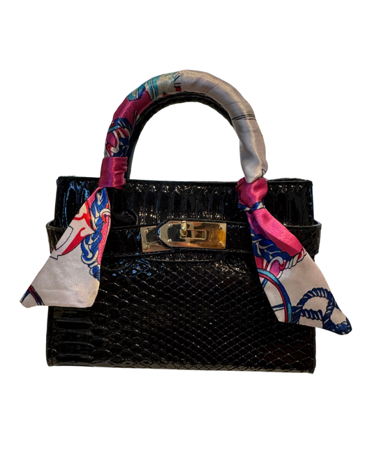 Handtasche mit Schal aus Krokodillederimitat | Rosa